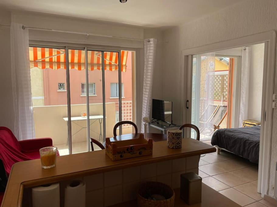 Studio A Sanary-Sur-Mer Avec Balcon A 200M Du Port Exterior photo