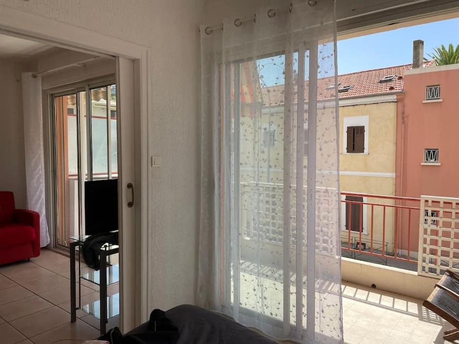 Studio A Sanary-Sur-Mer Avec Balcon A 200M Du Port Exterior photo