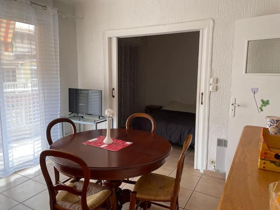 Studio A Sanary-Sur-Mer Avec Balcon A 200M Du Port Exterior photo
